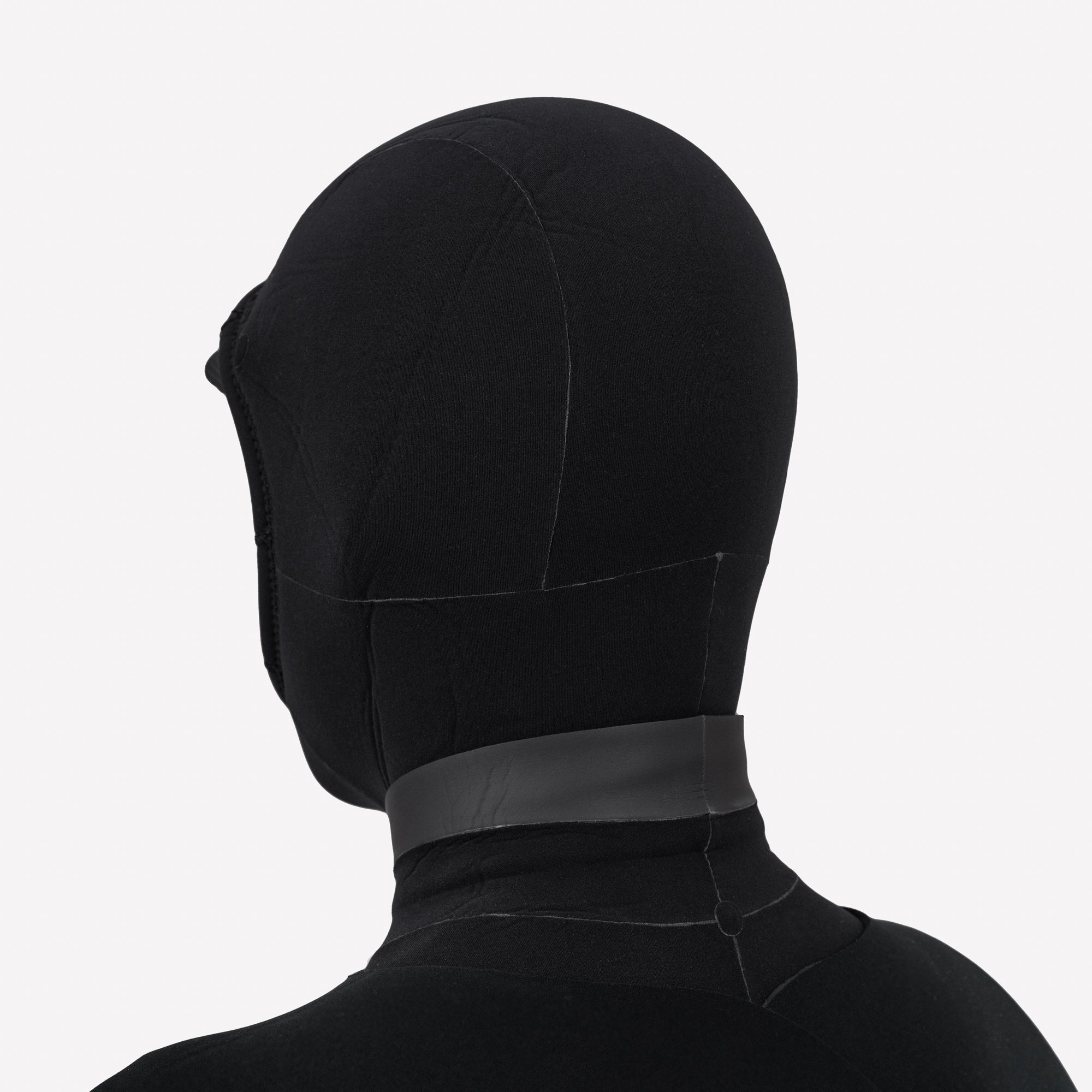 AAA x Axxe Wetsuit 5:4 hooded black FS