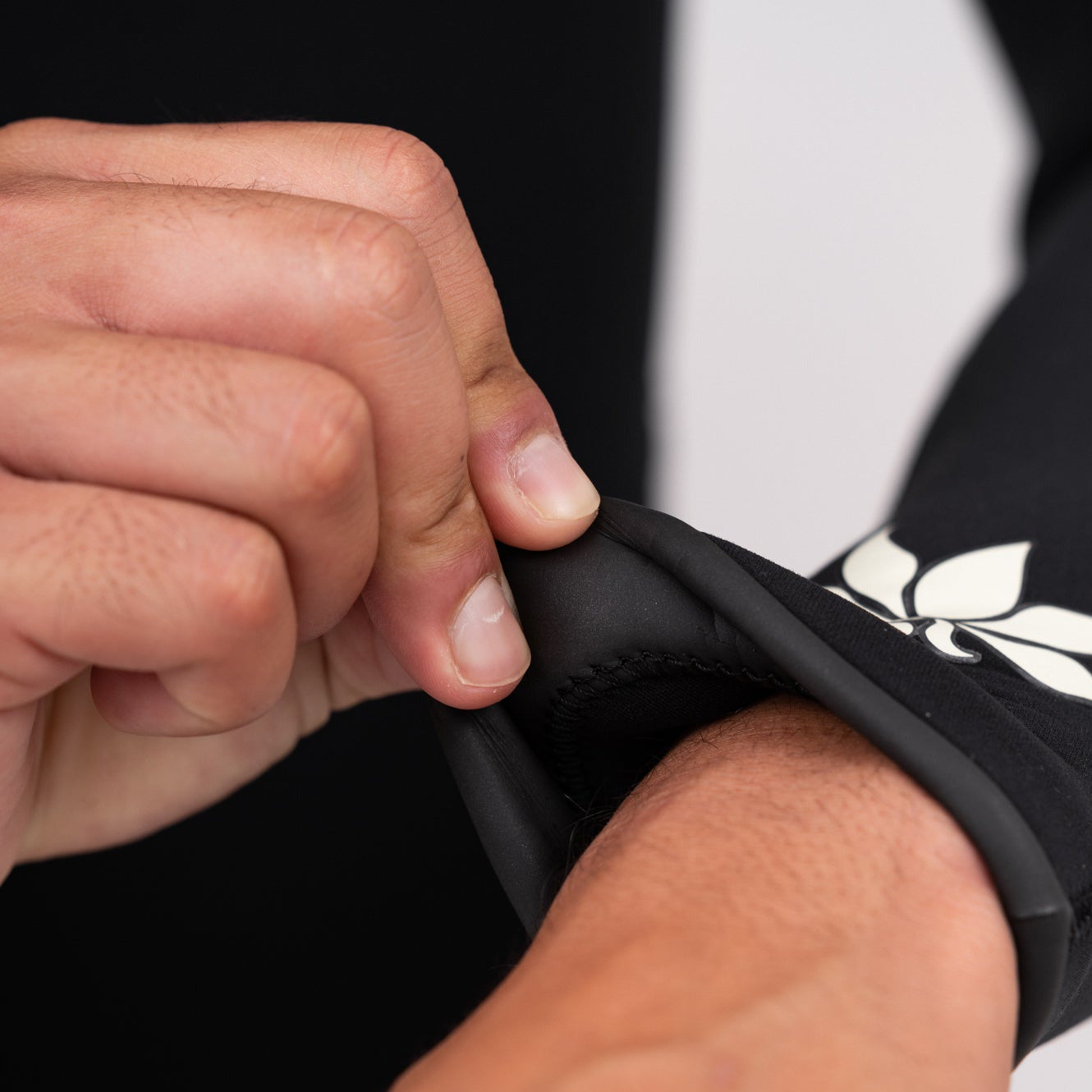 AAA x Axxe Wetsuit 3MM Black FS
