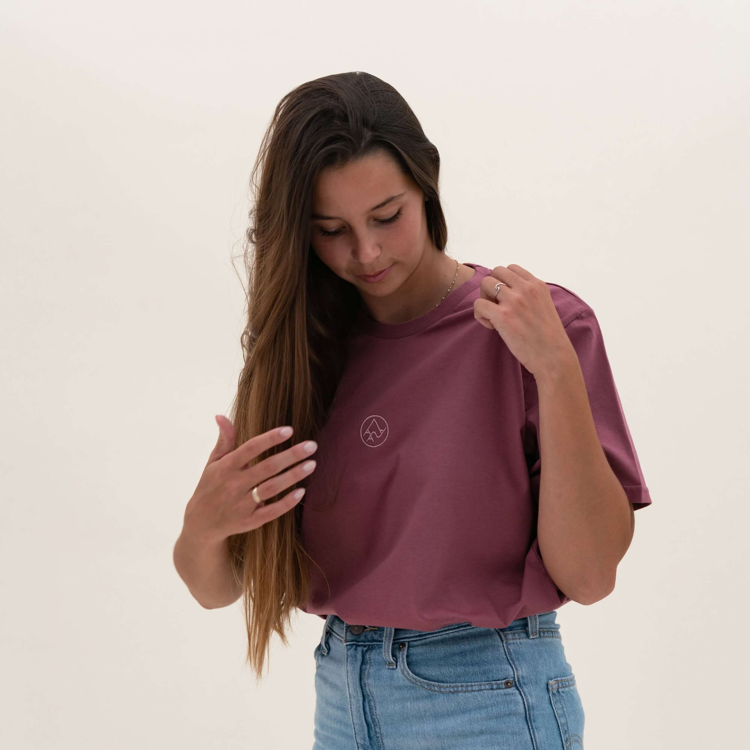 AAA ESSENTIAL TEE HIBISCUS