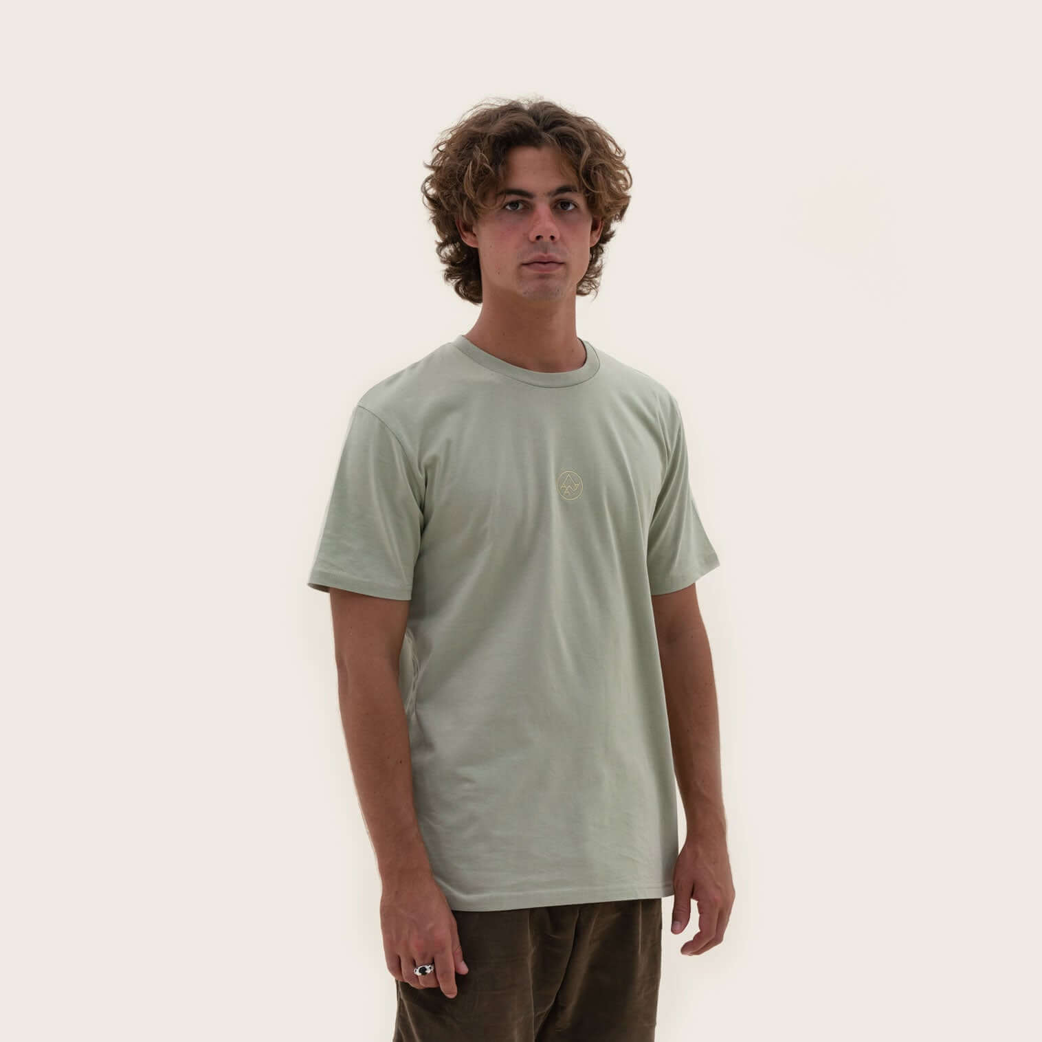 AAA ESSENTIAL TEE SAGE