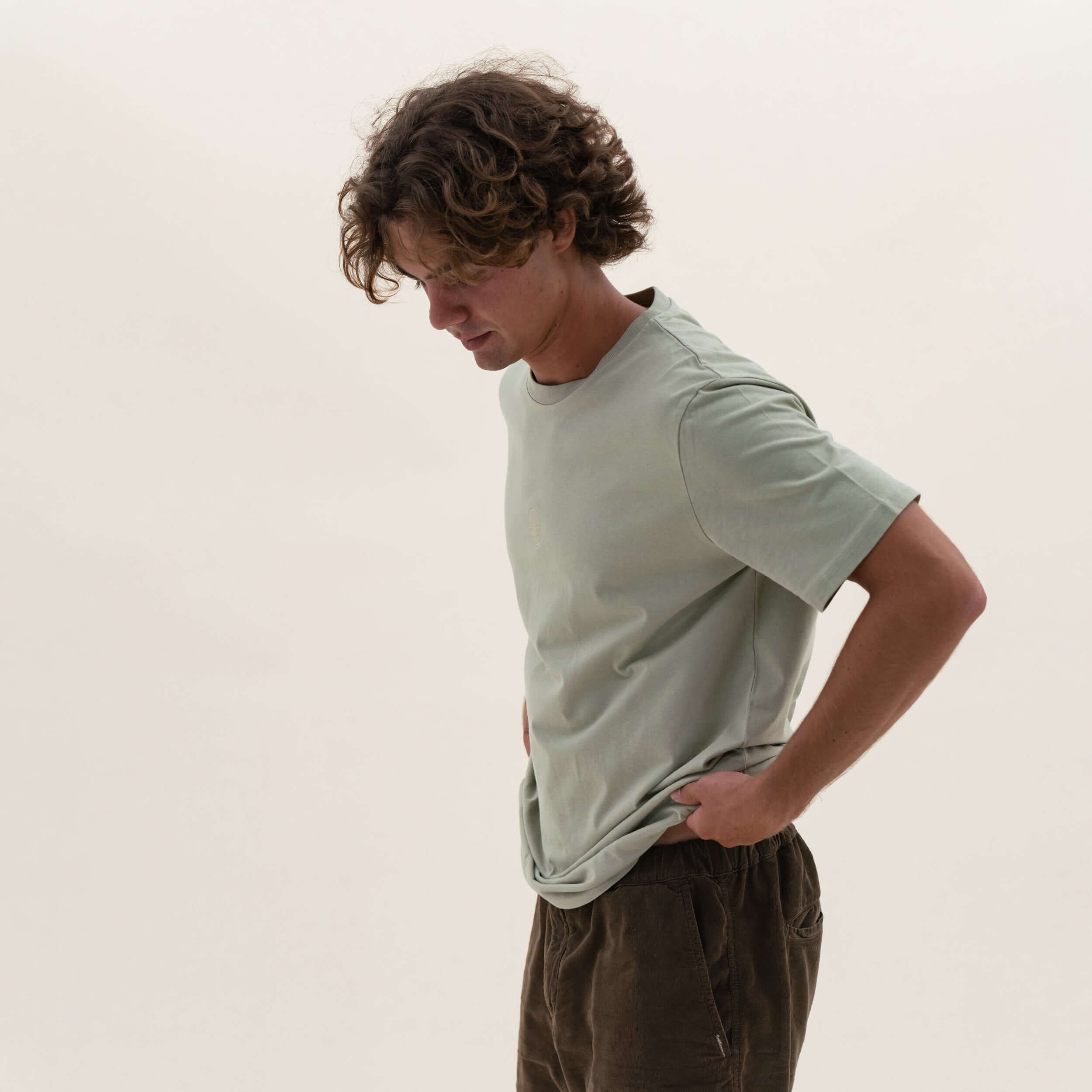AAA ESSENTIAL TEE SAGE