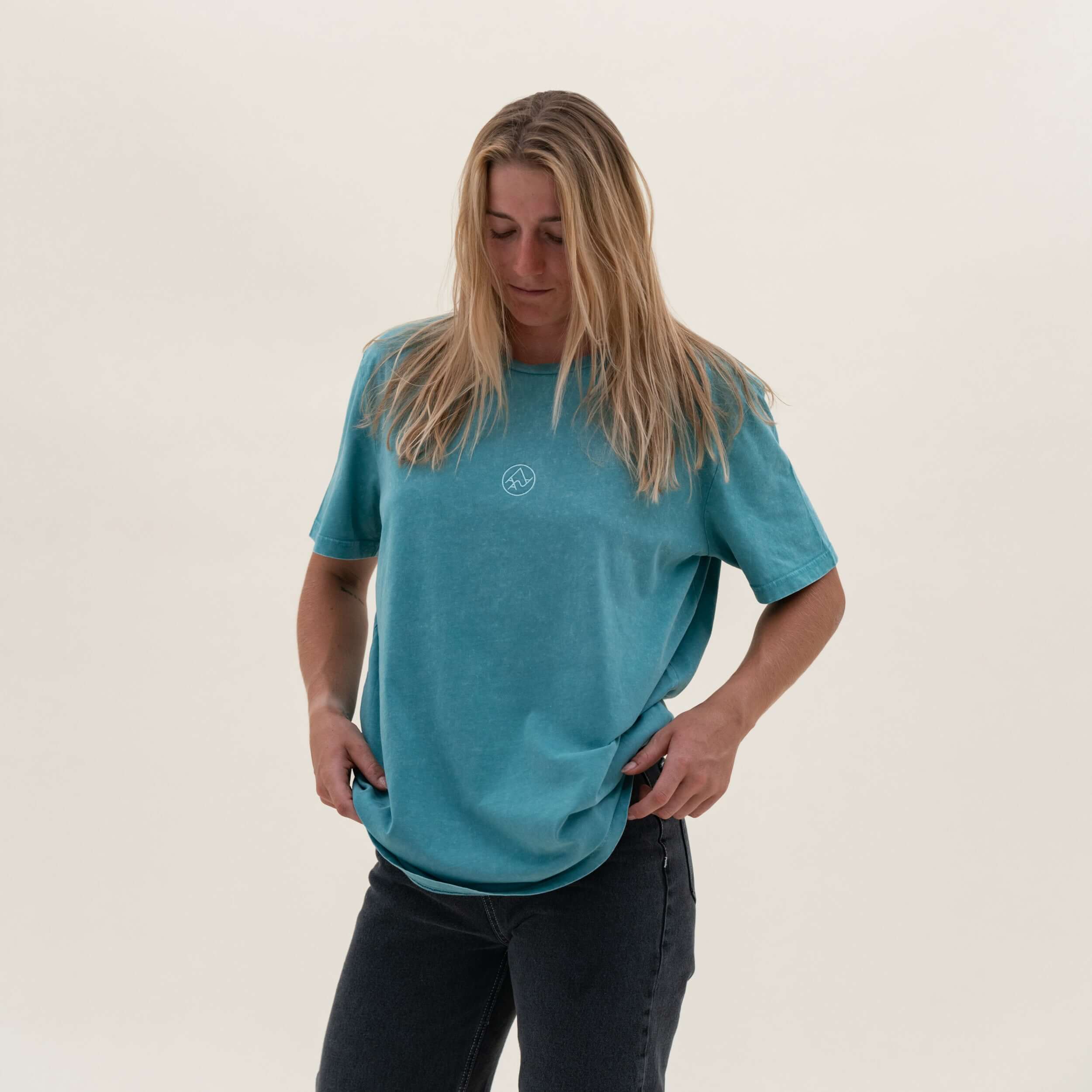 AAA ESSENTIAL TEE BLUE